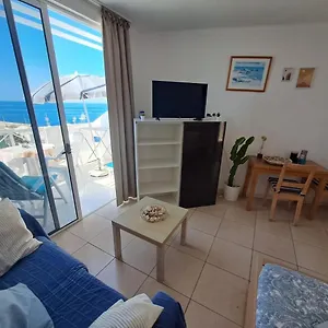 comfortable-lucy-apartment-with-amazing-sea-view.in-canary-islands.com/