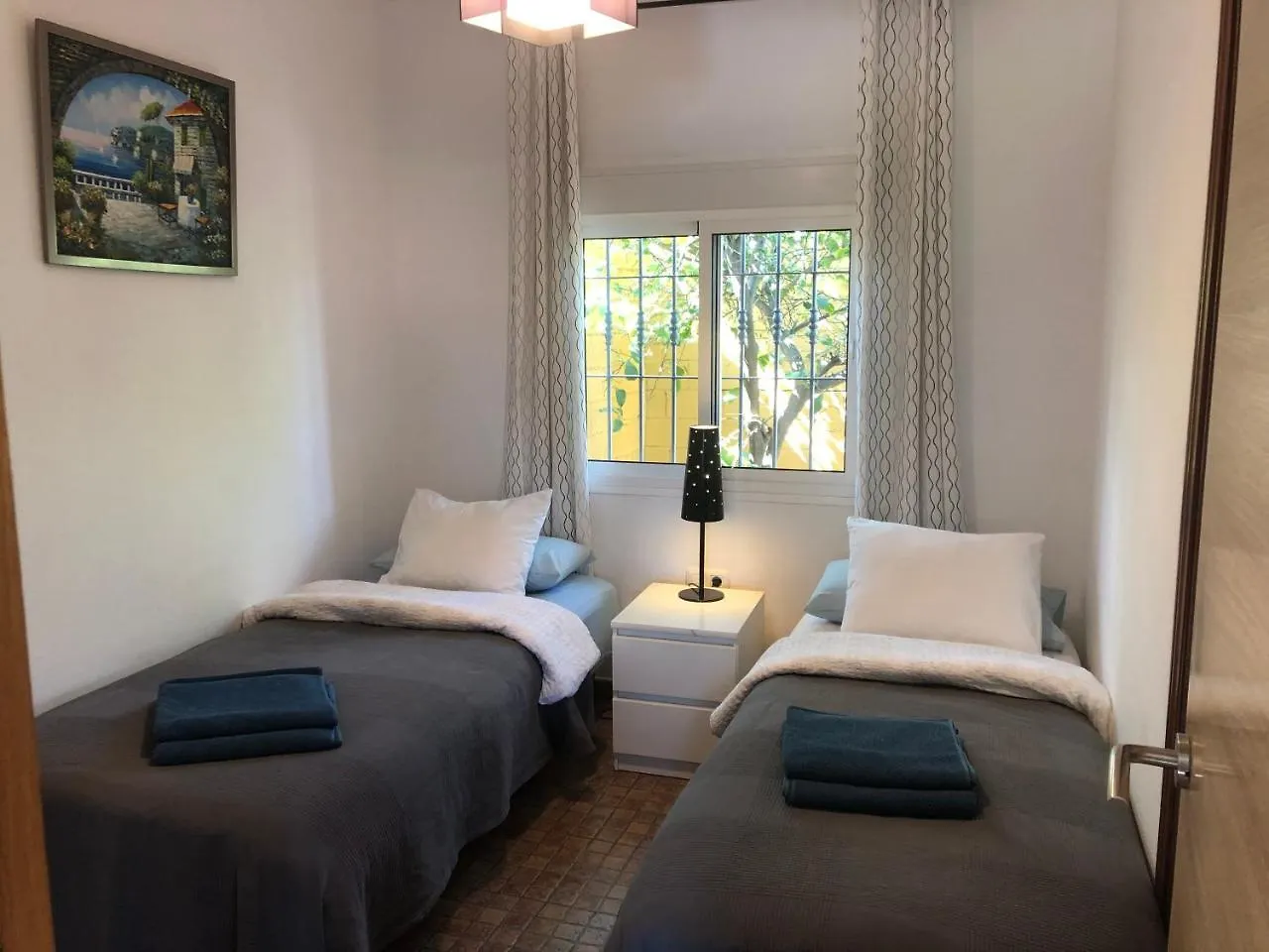 Villa Vanessa 알하우린데라토레